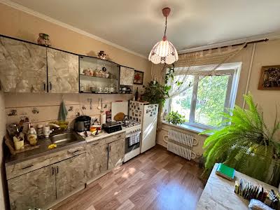 квартира за адресою Слави бульв., 18
