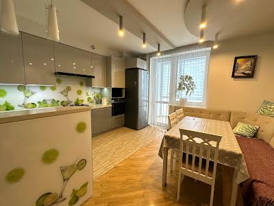 квартира за адресою Карла Мікльоша вул., 11