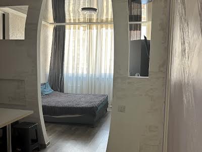 квартира за адресою Шкільна вул., 43/1