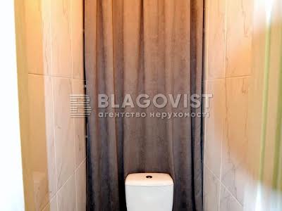 квартира за адресою Дмитрівська, 60/19