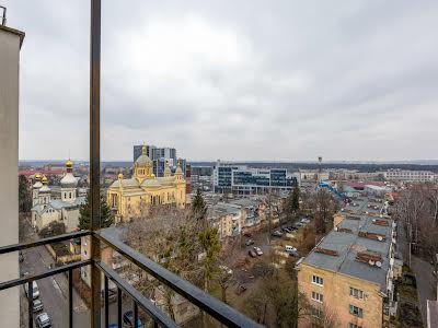 квартира за адресою Каховська вул., 8