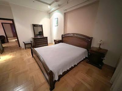 квартира по адресу Евгения Коновальца ул. (Щорса), 32-Б