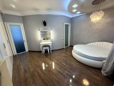 квартира за адресою Європейська вул. (Миронова), 30
