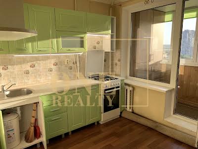 квартира за адресою Березняківська вул., 30