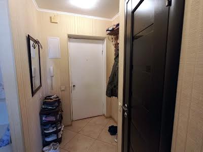 квартира за адресою Космонавтів вул., 17