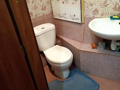 квартира за адресою Милославська вул., 8