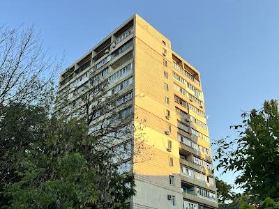 квартира за адресою Солом'янська вул., 6-В