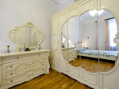 квартира за адресою Банкова вул., 3