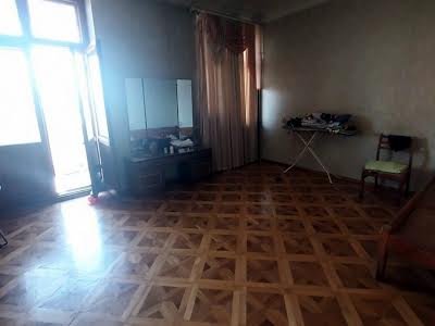 квартира за адресою Карантинна вул., 14