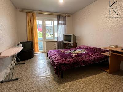 квартира по адресу Степана Бандери ул., 22/2