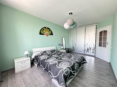 квартира за адресою Богдана Хмельницького бульв., 6
