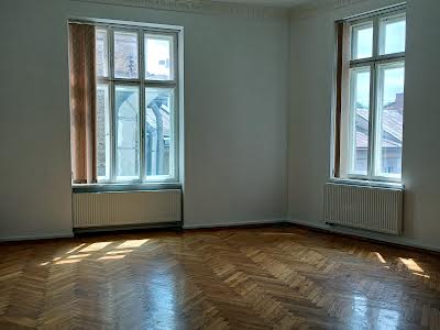 квартира за адресою Степана Руданського вул., 3