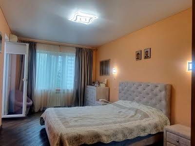 квартира за адресою Харківське шосе, 56