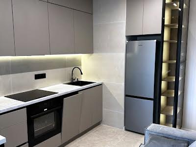 квартира за адресою Краснова вул., 3/60