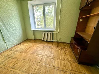 квартира за адресою Космонавтів просп., 78