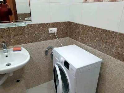 квартира за адресою Сергія Данченка вул., 1
