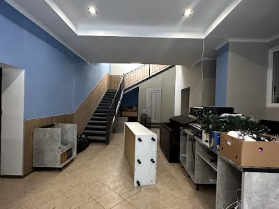 коммерческая по адресу Средняя ул., 10А