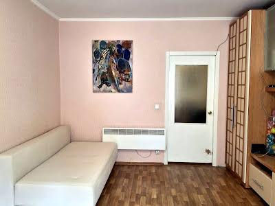 квартира за адресою Мілютенка вул., 17В