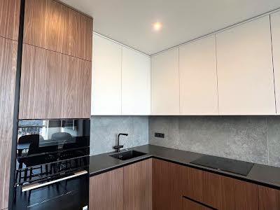 квартира за адресою Салютна вул., 2к6