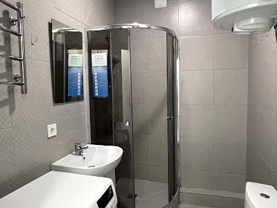 квартира за адресою Салютна вул., 2к3