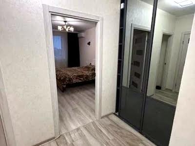 квартира за адресою Машинобудівників вул., 31