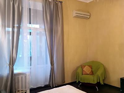 квартира за адресою Саксаганського вул., 67