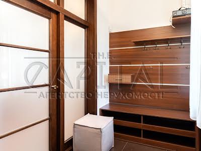 будинок за адресою Озерна вул.