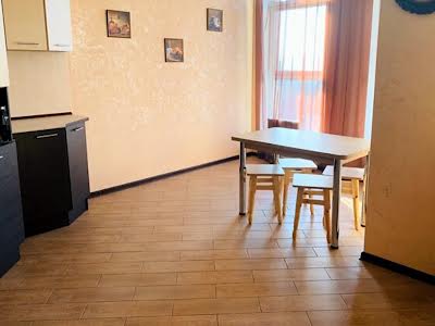 квартира за адресою Луговська вул., 255
