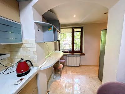 квартира за адресою Балківська вул., 139