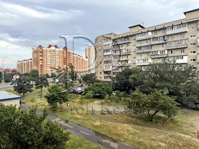 квартира за адресою Володимира Івасюка просп. (Героїв Сталінграду), 13