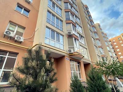 квартира за адресою Героїв Небесної Сотні просп., 126/10