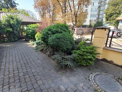 квартира за адресою Курінного Чорноти вул., 25