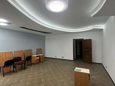 коммерческая по адресу Нижанковского ул., 4а
