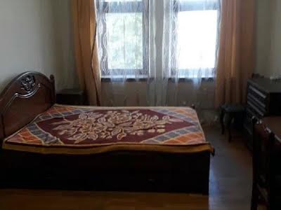 квартира за адресою Степана Смаль-Стоцького вул., 10
