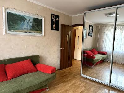 квартира за адресою Героїв пров., 11