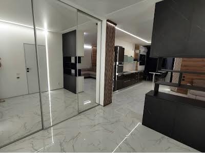 квартира за адресою Драгоманова вул., 2б