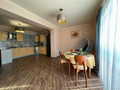 квартира по адресу Стрыйская ул., 292