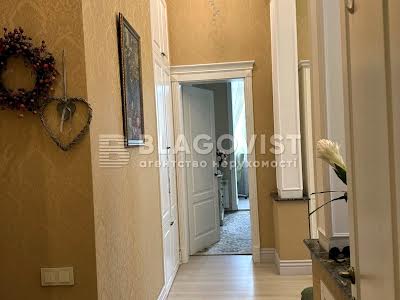 квартира за адресою Антоновича вул. (Горького), 8