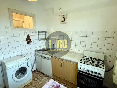 квартира за адресою Амвросія Бучми бульв., 5/1