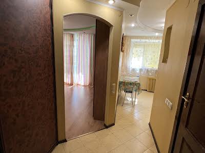 квартира по адресу Андрея Первозванного ул. (Стахурського), 40