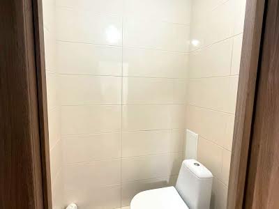 квартира за адресою Жасминова вул., 5б