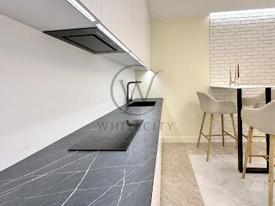 квартира за адресою Золотоустівська вул., 25