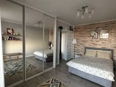 квартира за адресою Кузьми Скрябіна вул., 1