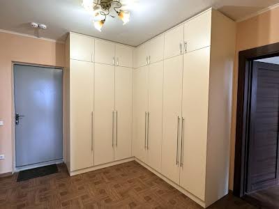 квартира за адресою Миколи Вінграновського вул., 2