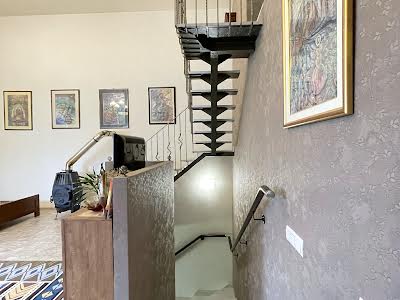 будинок за адресою Любомира Гузара вул., 104
