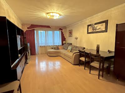 квартира за адресою Озерна, 9