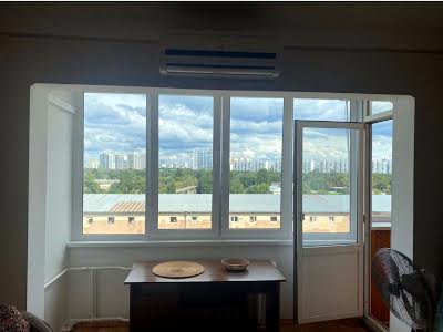квартира за адресою Пантелеймона Куліша вул. (Челябінська), 9