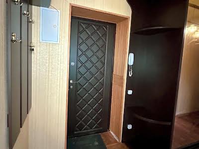 квартира за адресою Киргизька вул., 3