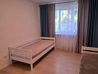 квартира за адресою Івана та Юрія Лип вул. (Гайдара), 400