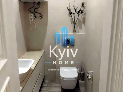 квартира за адресою Дегтярна вул., 7